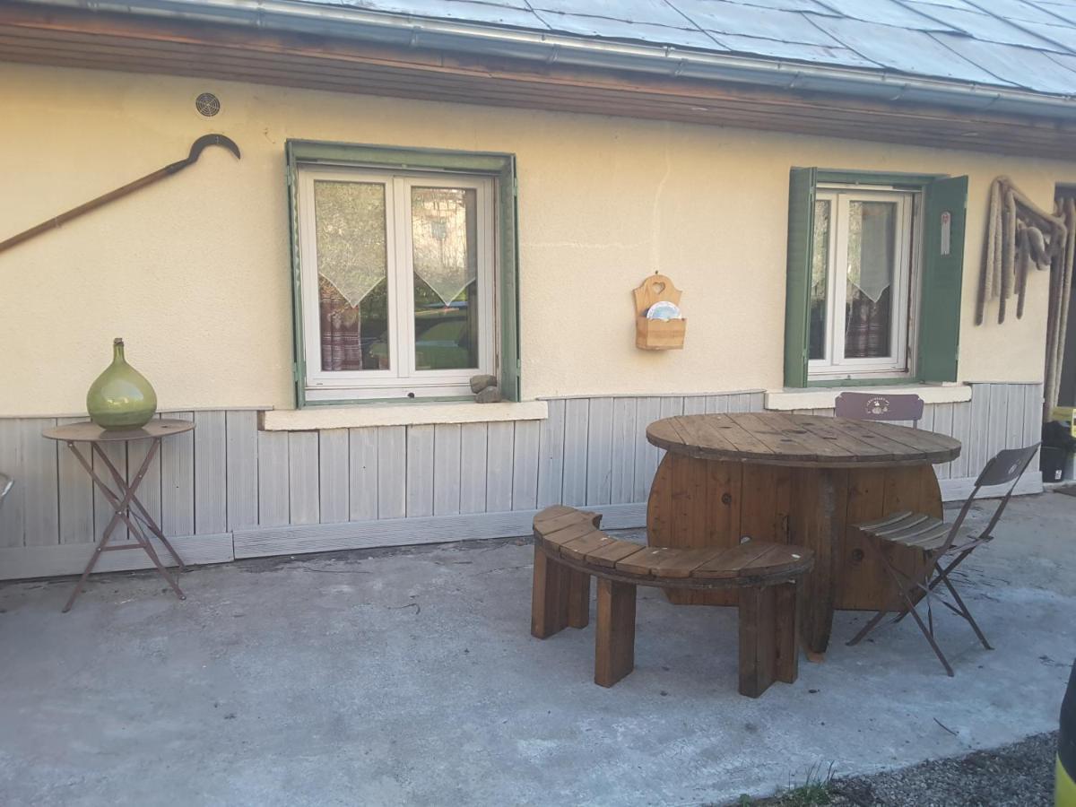 Appartement Saint Jean Montclar Eksteriør billede